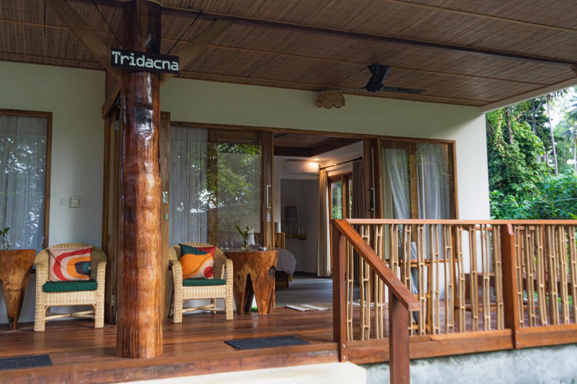 Murex Dive Resort Manado Eksteriør bilde