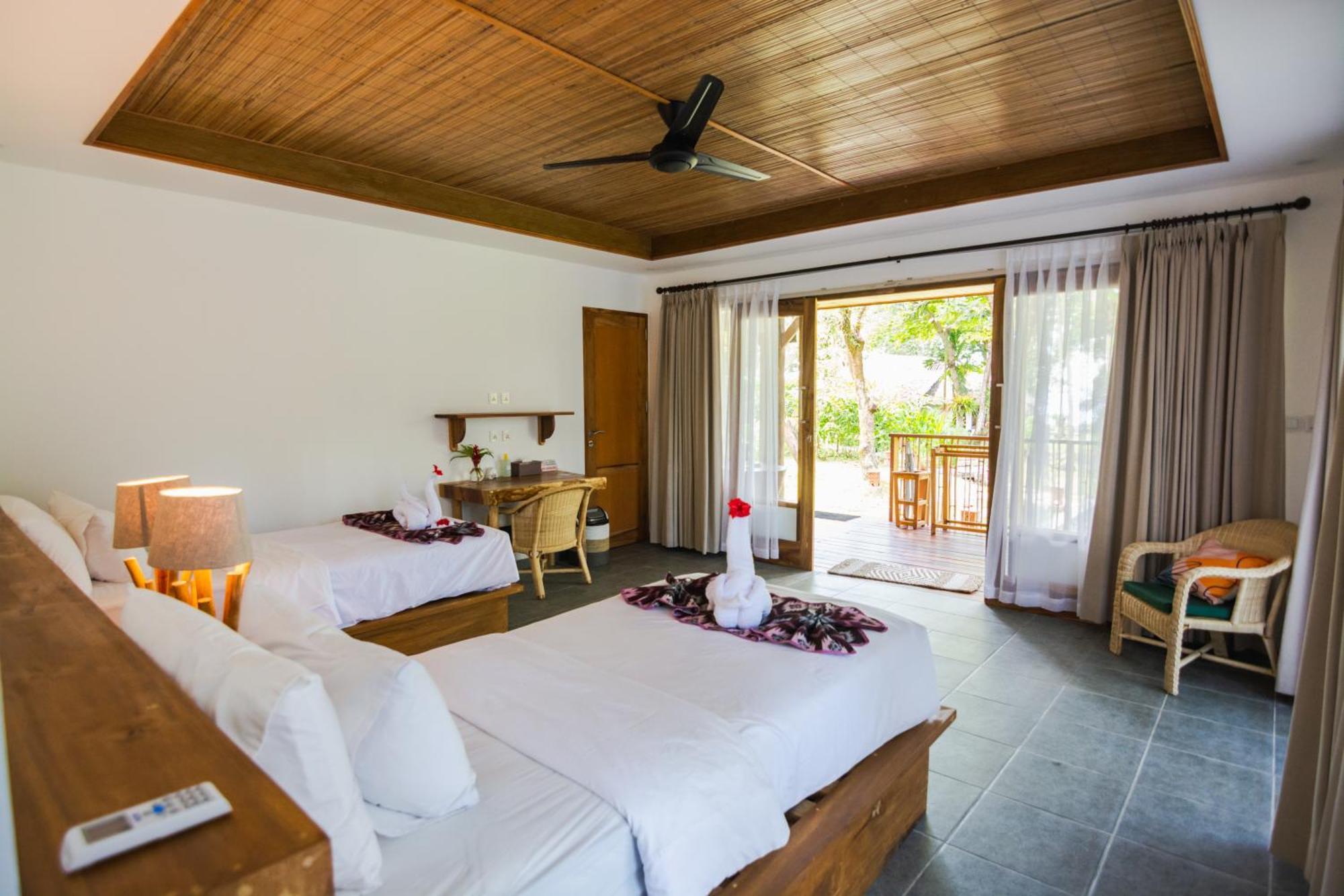 Murex Dive Resort Manado Eksteriør bilde