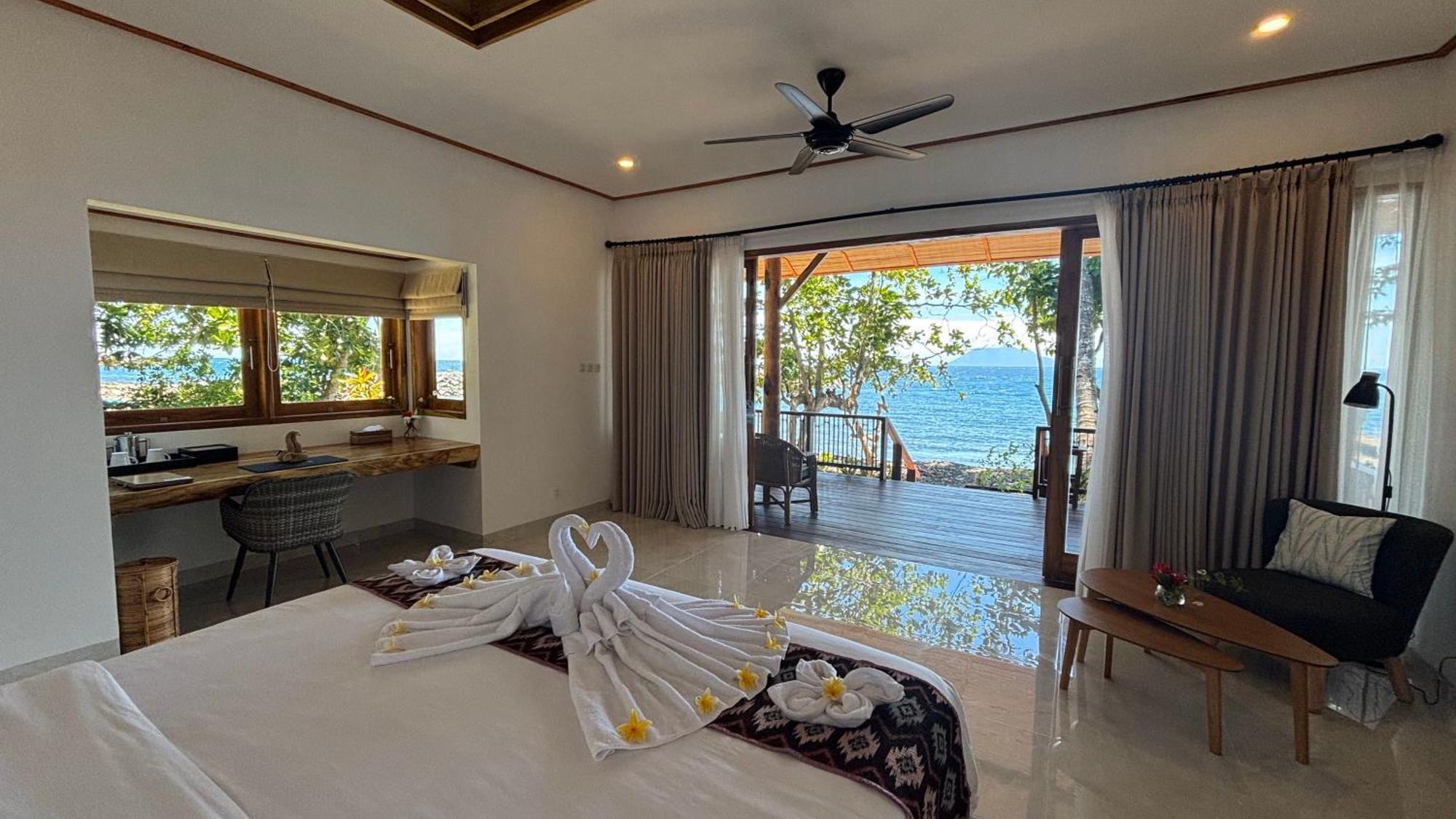Murex Dive Resort Manado Eksteriør bilde