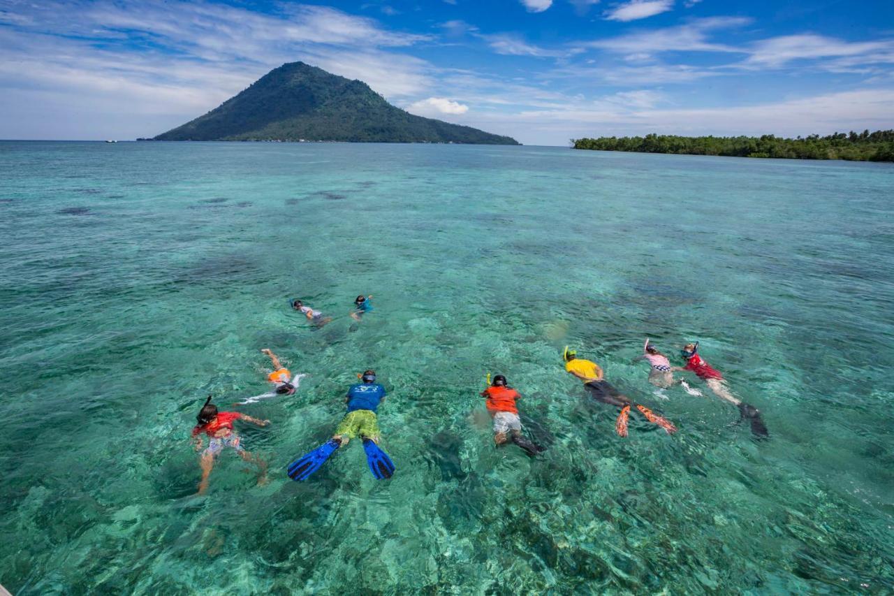 Murex Dive Resort Manado Eksteriør bilde